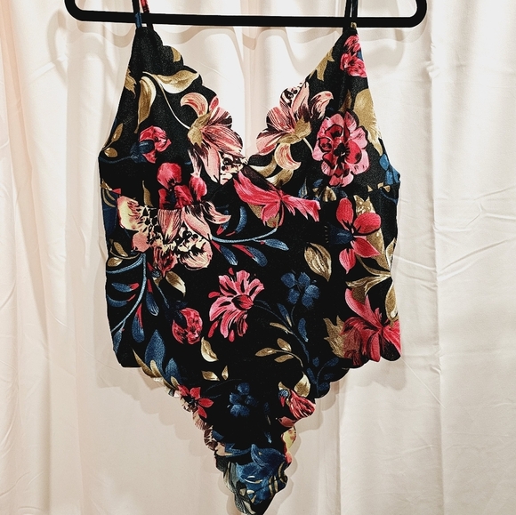 CURVY body suit,  nwot! 🔥🌹 - Picture 1 of 10